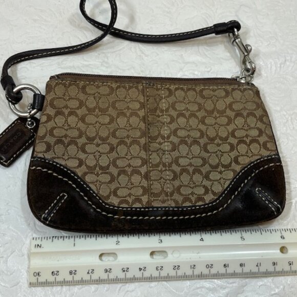 VTG Mini Coach Brown Signature Jacquard Fabric Zip Wristlet 6.25"x4" - Picture 8 of 14